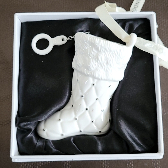 Pandora 2012 Christmas Unforgettable Moments Stocking Ornament - Picture 4 of 8